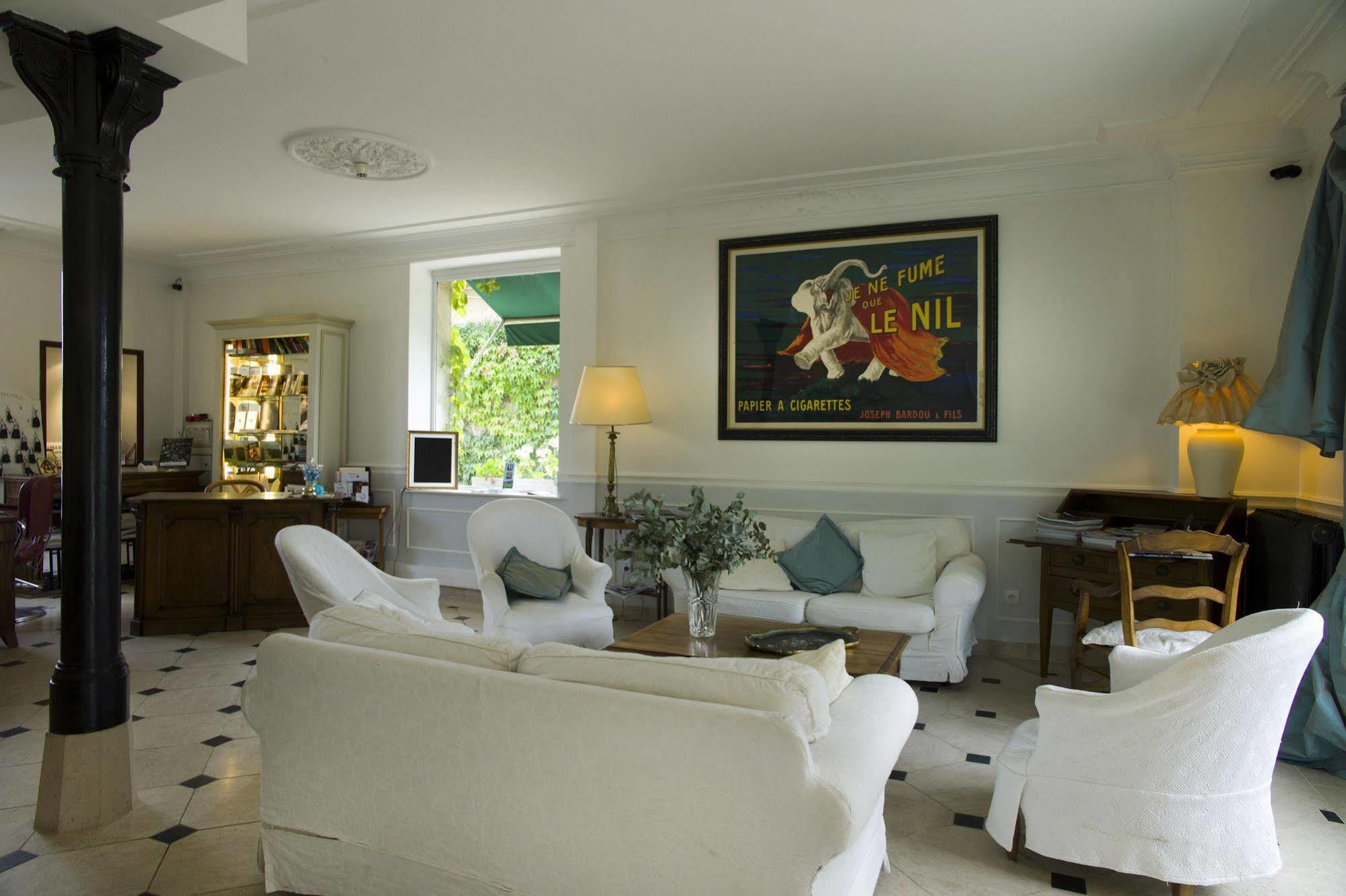 Hotel Le Home โบน ภายนอก รูปภาพ